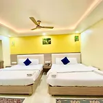 Near Sea Beach Hotel R#-B#-International ! Puri,Near Jagannath Temple- Fully Air Conditioned Rooms ,Wifi,- Lift And Restaurant, Parking Facilities - A Top Rated Hotel In Puri