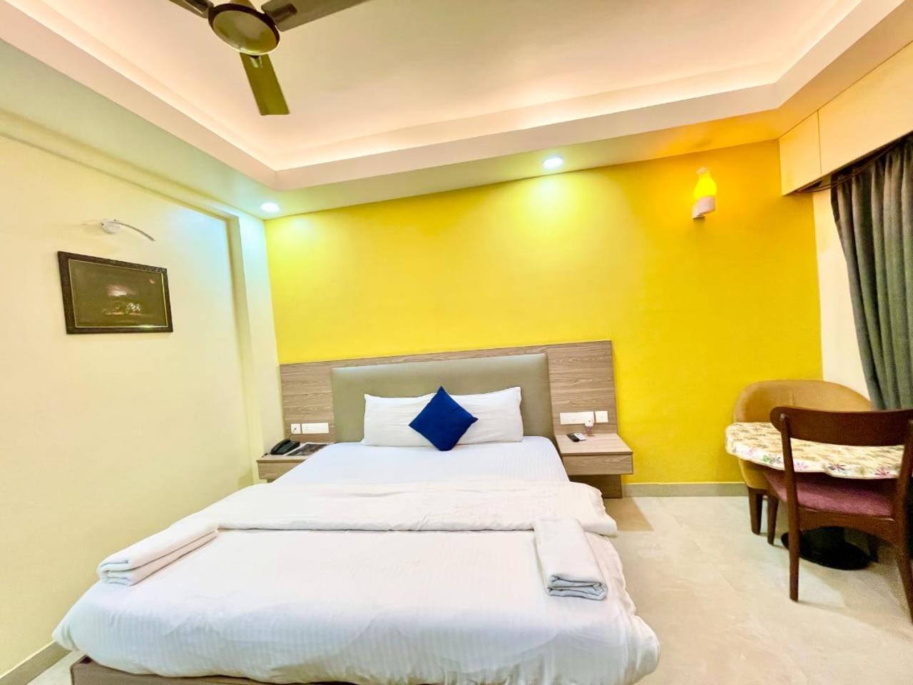 Near Sea R#-b#-international ! Puri,near Jagannath Temple- Fully Air Conditioned ,wifi,- Lift And Restaurant, Parking Facilities - A Rated In 4* Puri