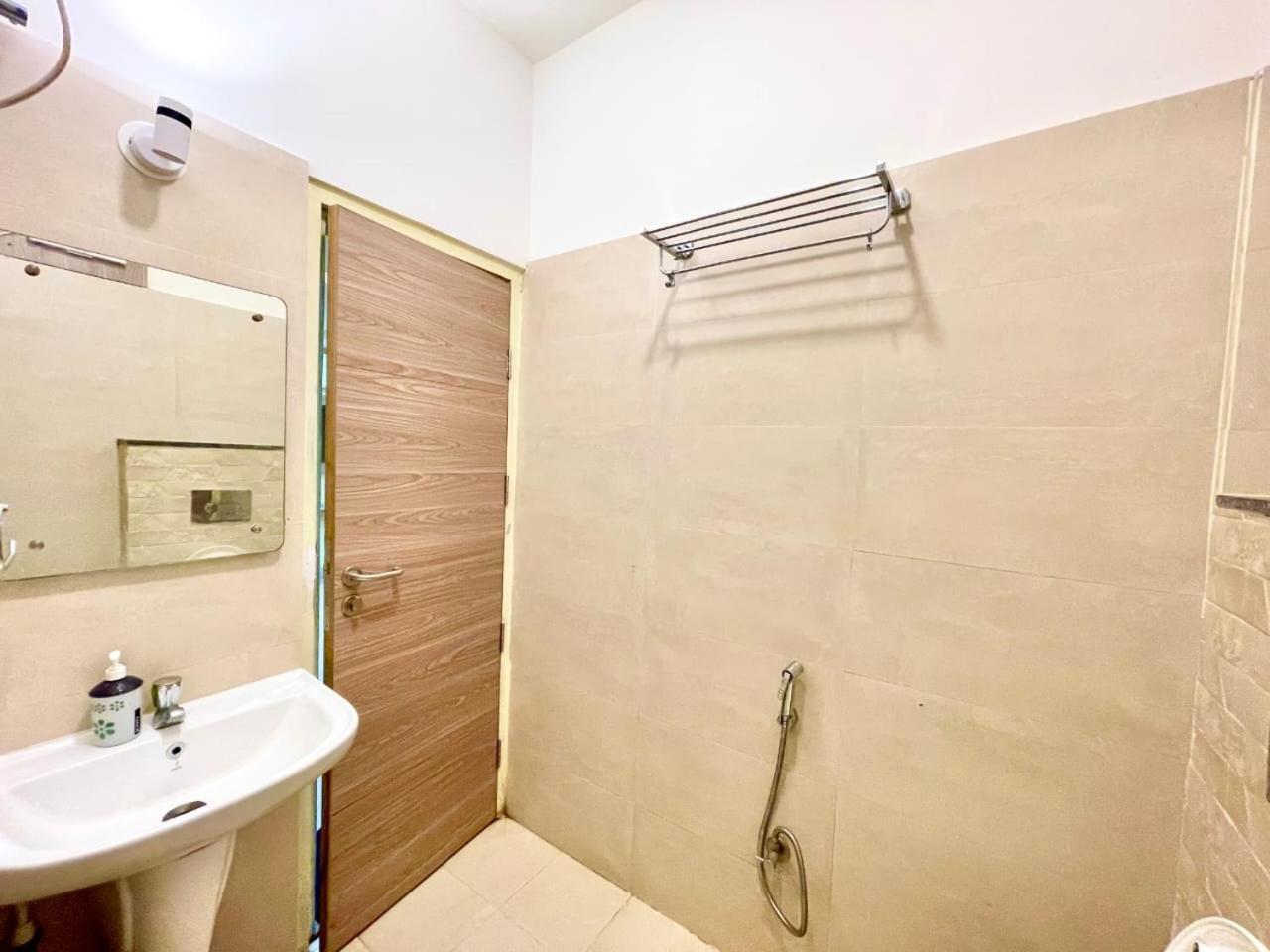 Near Sea R#-b#-international ! Puri,near Jagannath Temple- Fully Air Conditioned ,wifi,- Lift And Restaurant, Parking Facilities - A Rated In